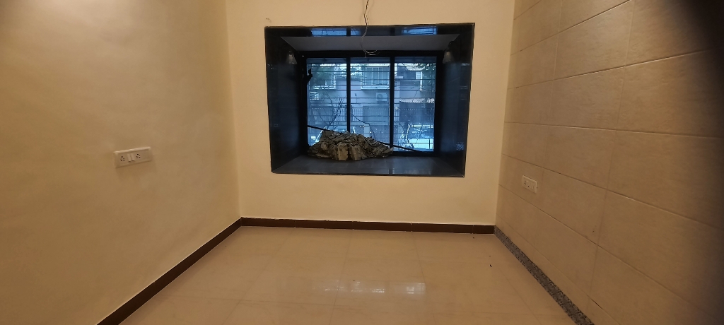 2 BHK + Pooja Room Apartment For Rent in Oshiwara Mhada