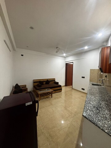 Living Room in 1 BHK Builder Floor at DLF City Phase III, Sector 24 – for Rent