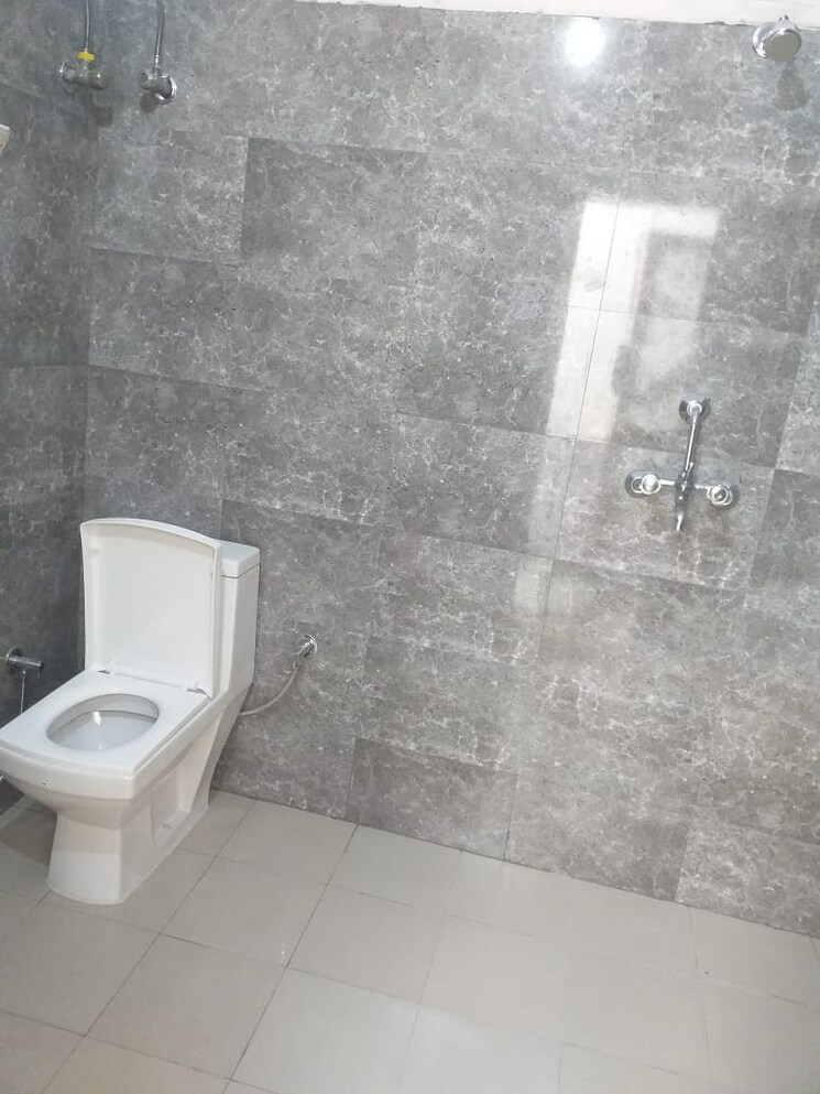 Bathroom, sector 4 3 Bedroom 1814 Sq.Ft. Independent House In Sector 4 Gurgaon 9709765