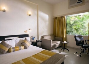 Room in 3 BHK Independent House at Sector 4 – for Rent