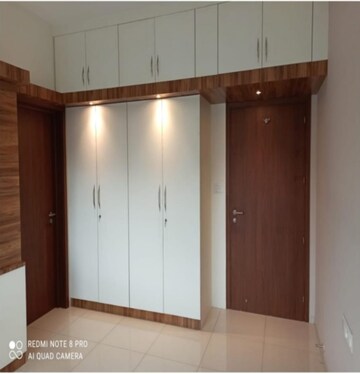 Room in 3 BHK Apartment at LnT Raintree Boulevard, Hebbal – for Rent