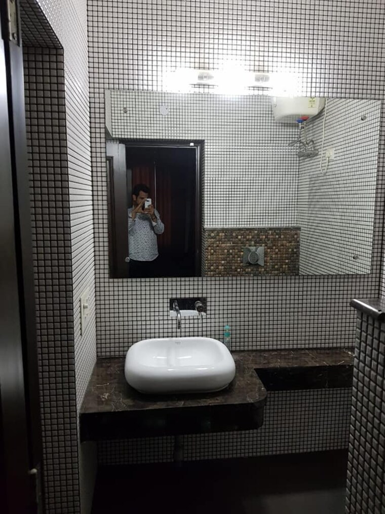 Bathroom, sector 4 3 Bedroom 1917 Sq.Ft. Independent House In Sector 4 Gurgaon 9710013
