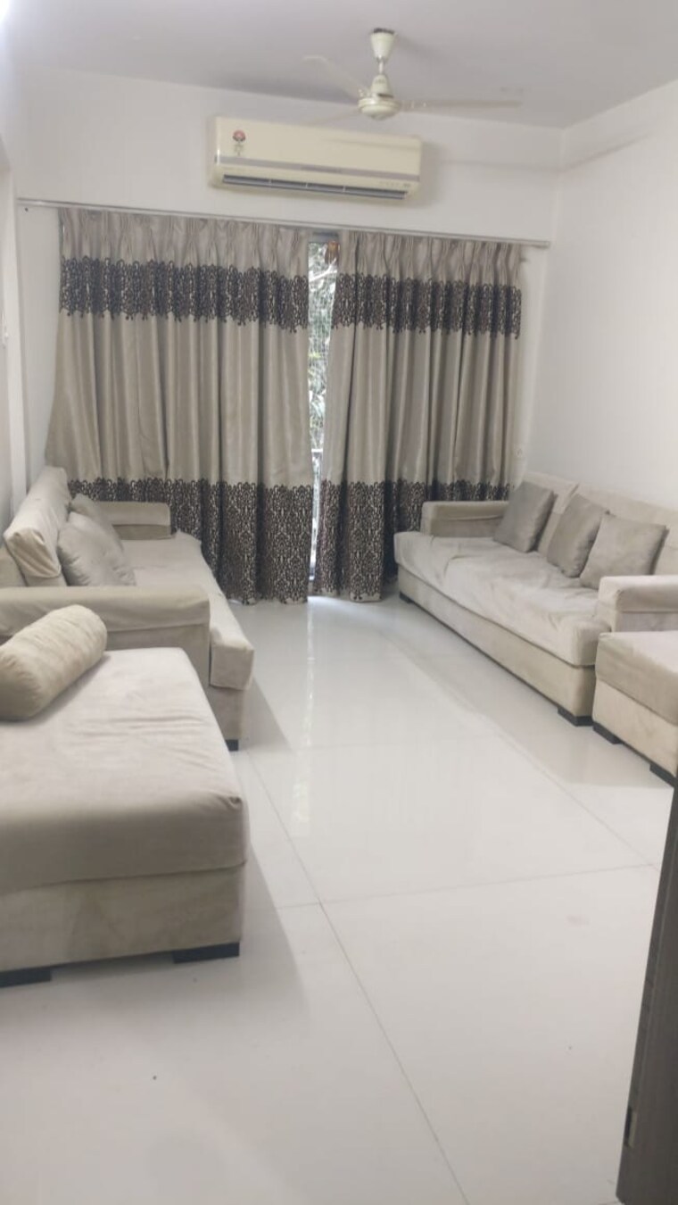 Team Area, vile parle east 2 Bedroom 650 Sq.Ft. Builder Floor In Vile Parle East Mumbai 9710089