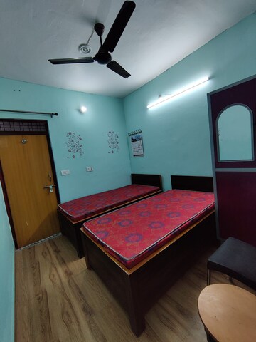  Pg For Rent in Viram Khand