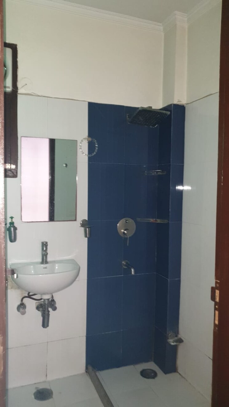 Bathroom, sector 4 3 Bedroom 2055 Sq.Ft. Independent House In Sector 4 Gurgaon 9710215