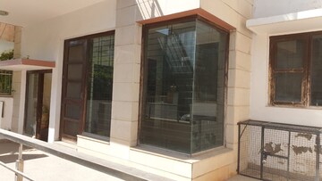 Room in 3 BHK Independent House at Sector 4 – for Rent