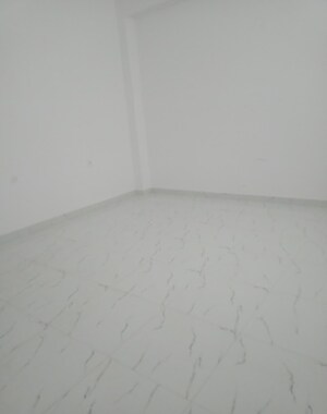 Room in 2 BHK Villa at Jankipuram – for Rent