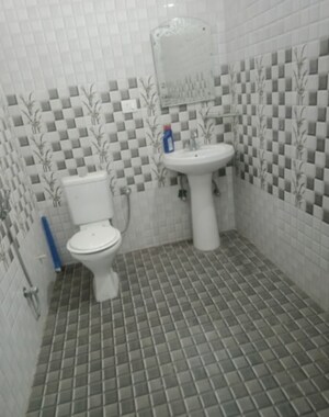 Bathroom in 2 BHK Villa at Jankipuram – for Rent