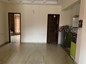 Room in 3 BHK Independent House at Sector 4 – for Rent