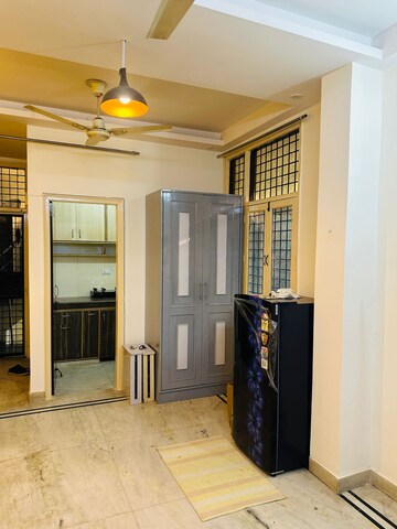 Living Room in 1 BHK Builder Floor at Vaishali Sector 5 – for Rent