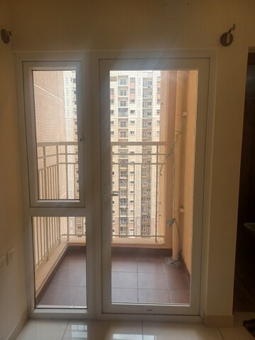 Room in 3 BHK Apartment at Prestige Jindal City, Bagalakunte – for Rent