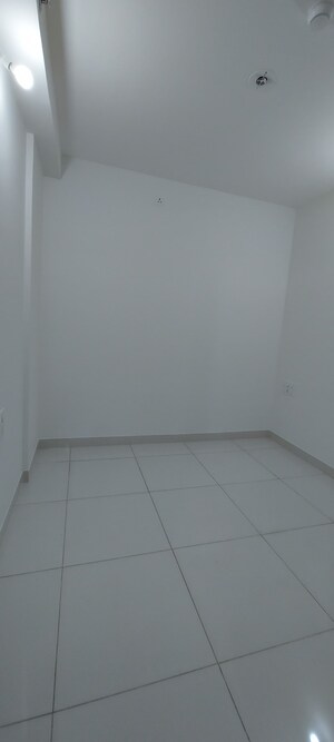 Furnished Amenities in 2.5 BHK Apartment at Nanded Kalashree, State Bank Nagar – for Rent