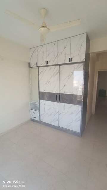 Room in 2 BHK Apartment at Pyramid Heights, Sector 85 – for Rent