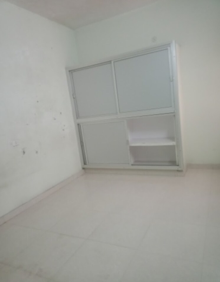 Room, aliganj 2 Bedroom 936 Sq.Ft. Villa In Aliganj Lucknow 9710363