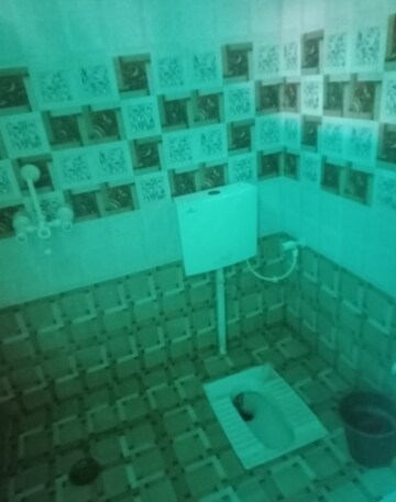 Attached Bathroom in 2 BHK Villa at Aliganj – for Rent