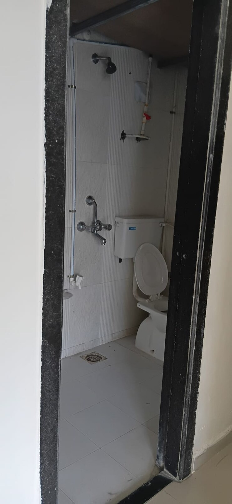 Bathroom, shakti-residency 2 Bedroom 900 Sq.Ft. Apartment In Ulwe Navi Mumbai 9710373