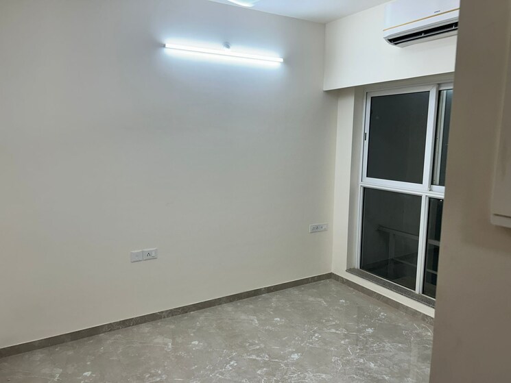 Room, lnt-veridian 1 Bedroom 382 Sq.Ft. Apartment In Powai Mumbai 9710337