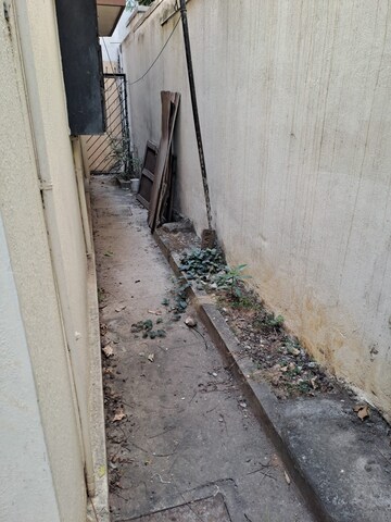 Balcony in 6 BHK Independent House at Richmond Town – for Sale