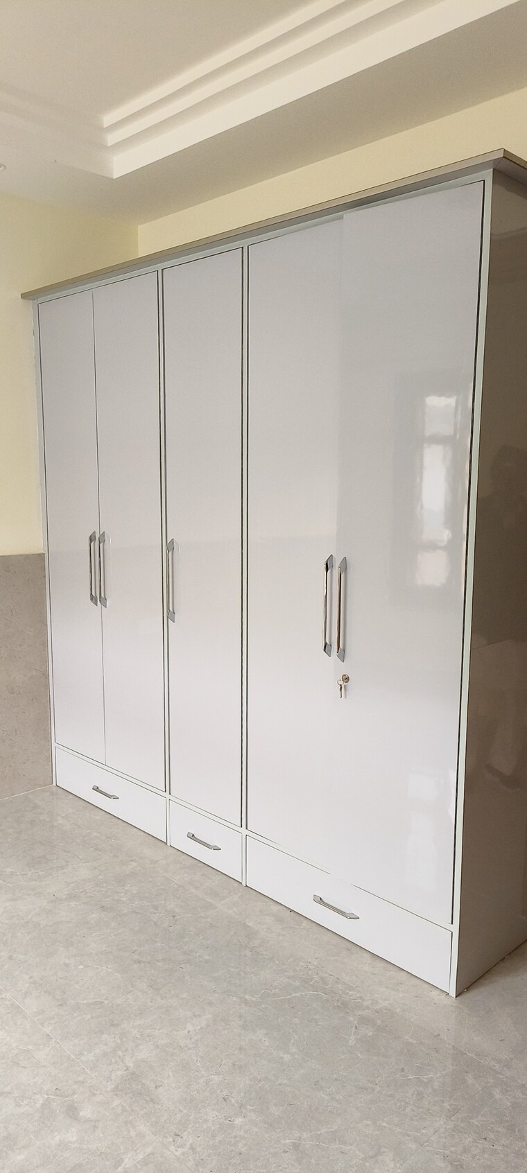 Room, sector 79 2.5 Bedroom 300 Sq.Yd. Independent House In Sector 79 Mohali 9710417