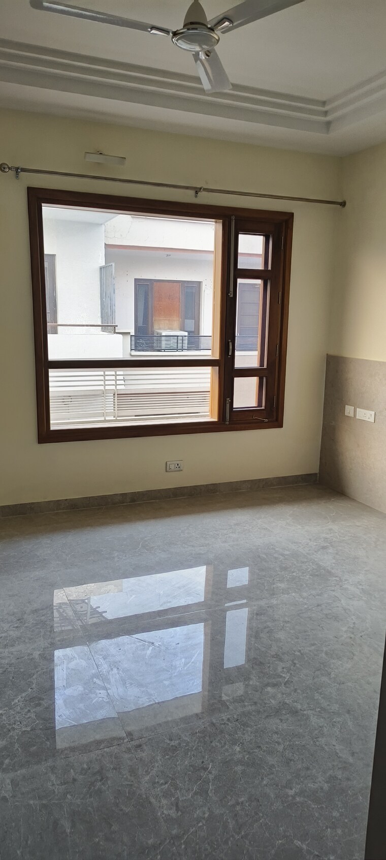 Room, sector 79 2.5 Bedroom 300 Sq.Yd. Independent House In Sector 79 Mohali 9710417