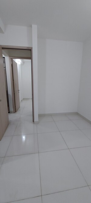 Furnished Amenities in 2.5 BHK Apartment at Nanded Kalashree, State Bank Nagar – for Rent