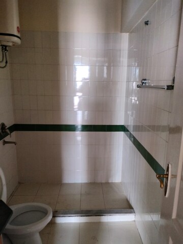Bathroom in 4 BHK Apartment at DLF Belvedere Towers, Sector 24 – for Rent