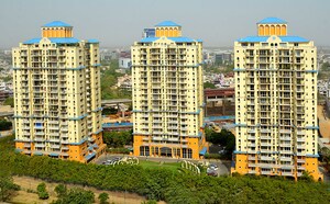 4 BHK Apartment – Exterior View View at DLF Belvedere Towers, Sector 24 - for Rent
