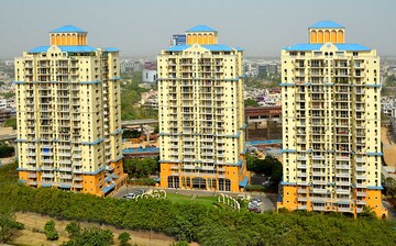 4 BHK Apartment – Exterior View View at DLF Belvedere Towers, Sector 24 - for Rent