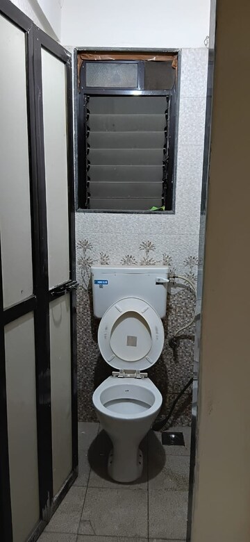 Bathroom in 1 BHK Apartment at Sector 10b Ulwe – for Rent
