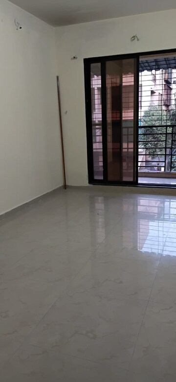 Room in 1 BHK Apartment at Sector 10b Ulwe – for Rent