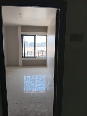 Room in 1 BHK Apartment at Sector 10b Ulwe – for Rent