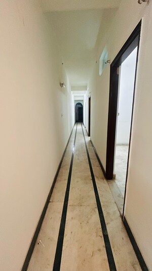 Building Lobby in 3 BHK Builder Floor at Malviya Nagar – for Rent