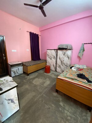  Pg For Rent in Viram Khand