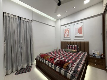 Bedroom in 2 BHK Apartment at Bavdhan – for Sale