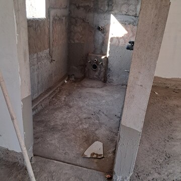  3 BHK Apartment at Raj Nagar – for Sale