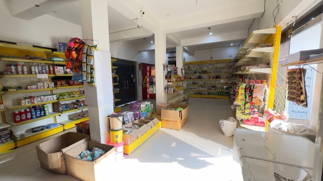 Showroom For Rent in Dakbunglow Chouraha 