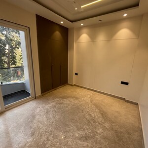 Room in 3 BHK Builder Floor at Vikas Puri – for Sale