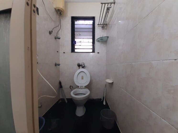 Bathroom, velentine-tower 2 Bedroom 800 Sq.Ft. Apartment In Goregaon East Mumbai 9710681