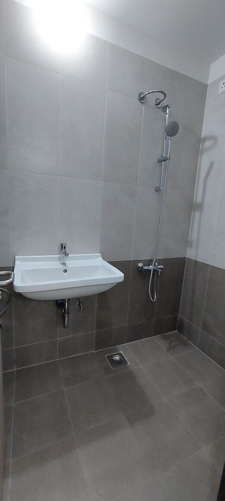 Bathroom, nanded-kalashree 2.5 Bedroom 640 Sq.Ft. Apartment In State Bank Nagar Pune 9710705