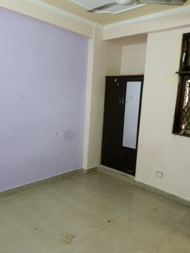 Room, neb sarai 2 Bedroom 850 Sq.Ft. Builder Floor In Neb Sarai Delhi 9710727