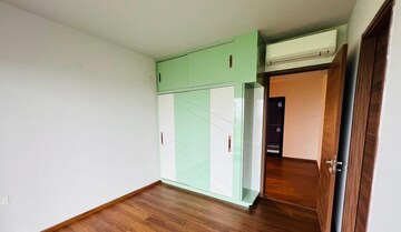 Room in 3 BHK Apartment at Krisumi Waterfall Residences, Sector 36a – for Rent