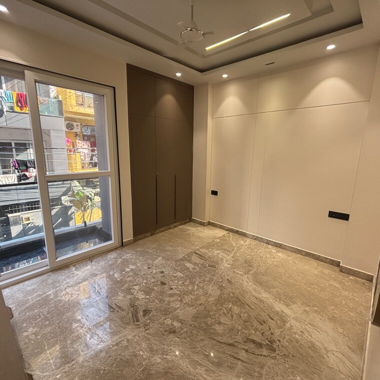 Room, vikas puri 3 Bedroom 1180 Sq.Ft. Builder Floor In Vikas Puri Delhi 9710905