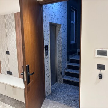  3 BHK Builder Floor at Vikas Puri – for Sale