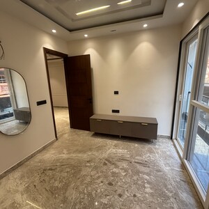 Room in 3 BHK Builder Floor at Vikas Puri – for Sale