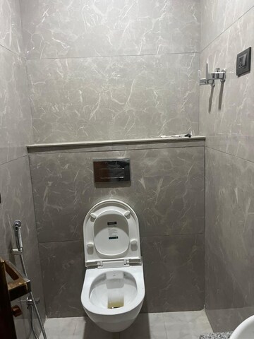 Bathroom in 3 BHK Builder Floor at Rajinder Nagar – for Rent