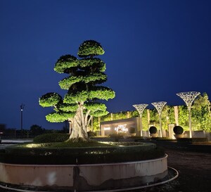 5 BHK Villa – Exterior View View at Deva Road - for Sale