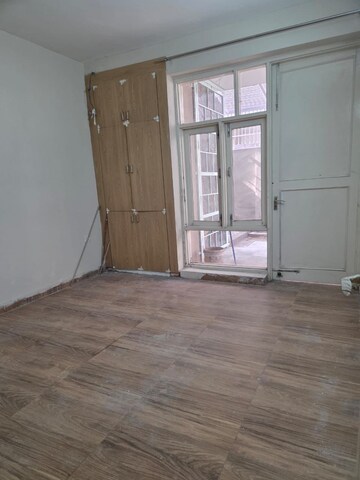 Room in 3 BHK Builder Floor at Sector 89 – for Sale