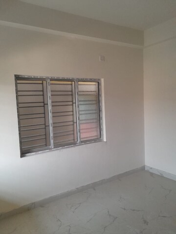 Room in 3 BHK Apartment at Merlin Maximus, Sodepur – for Rent