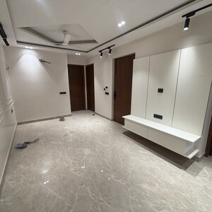 Room in 3 BHK Builder Floor at Vikas Puri – for Sale