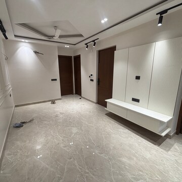 Room in 3 BHK Builder Floor at Vikas Puri – for Sale